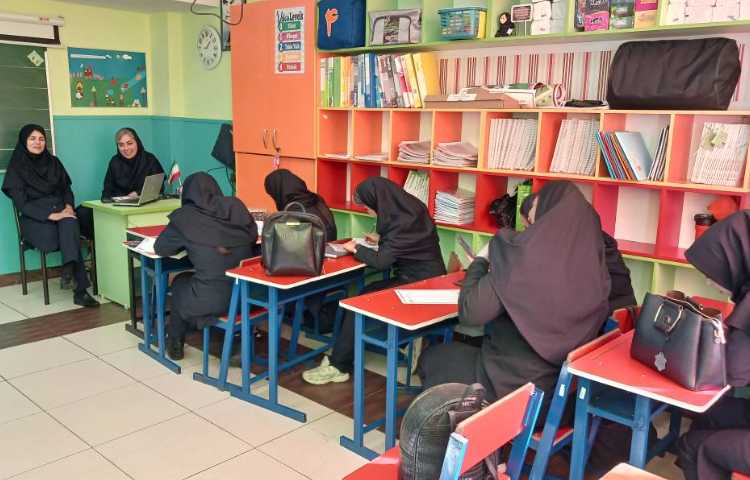 برگزاری جلسات شورای آموزگاران 2