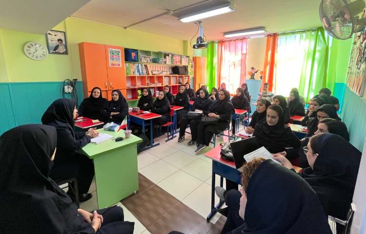 برگزاری جلسات شورای آموزگاران 9