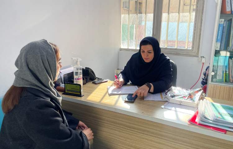 برگزاری جلسات مشاوره فردی تحصیلی در نیمسال دوم 1