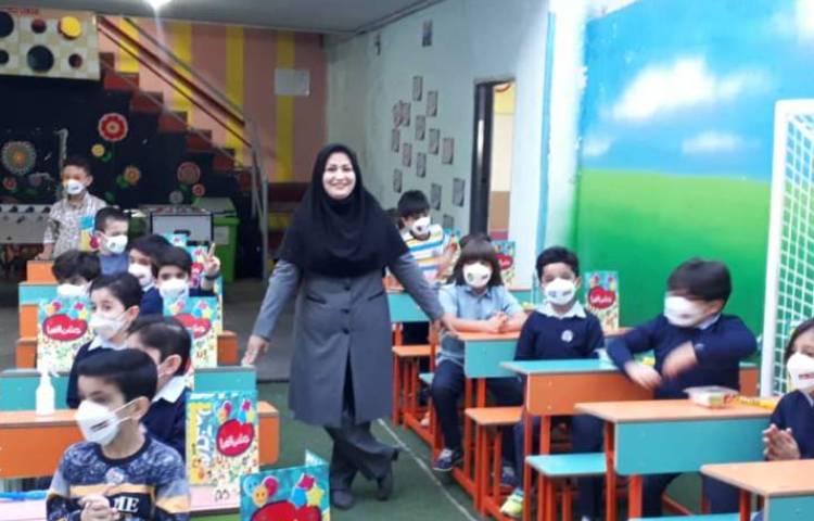 برگزاری جلسات معارفه معلم با دانش آموز همزمان با آغاز سال تحصیلی