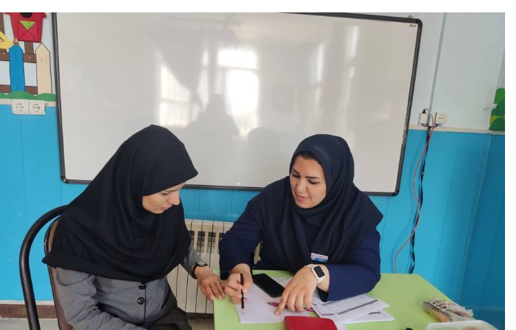 برگزاری جلسات هم اندیشی آموزگاران پایه 6