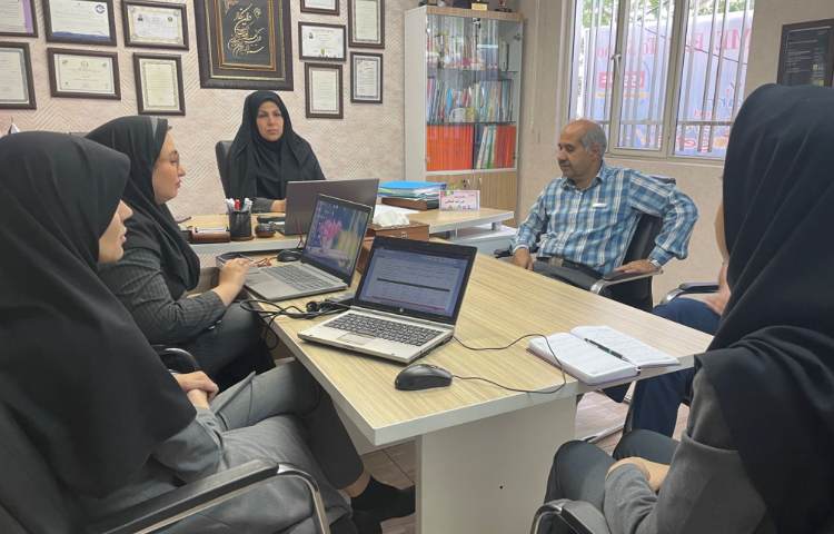 :برگزاری جلسات هم اندیشی و کیفیت بخشی 4