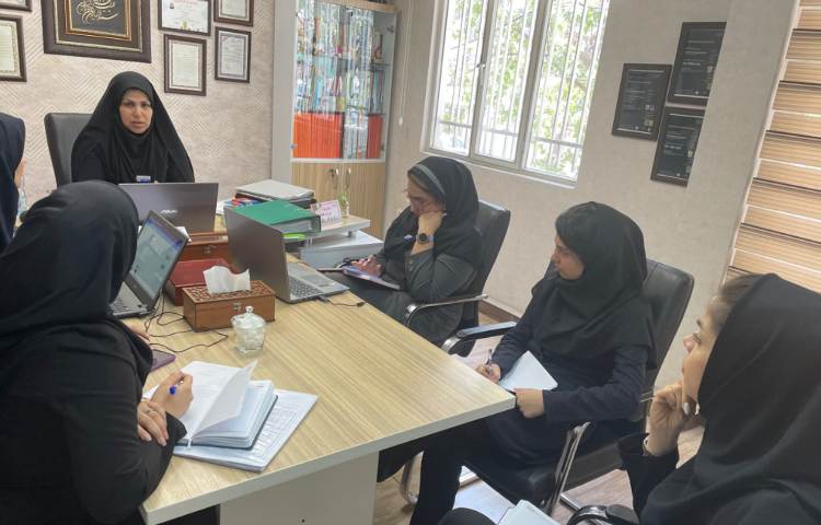 : برگزاری جلسات هم اندیشی و کیفیت بخشی