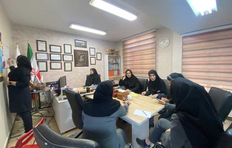 :برگزاری جلسات هم اندیشی 3