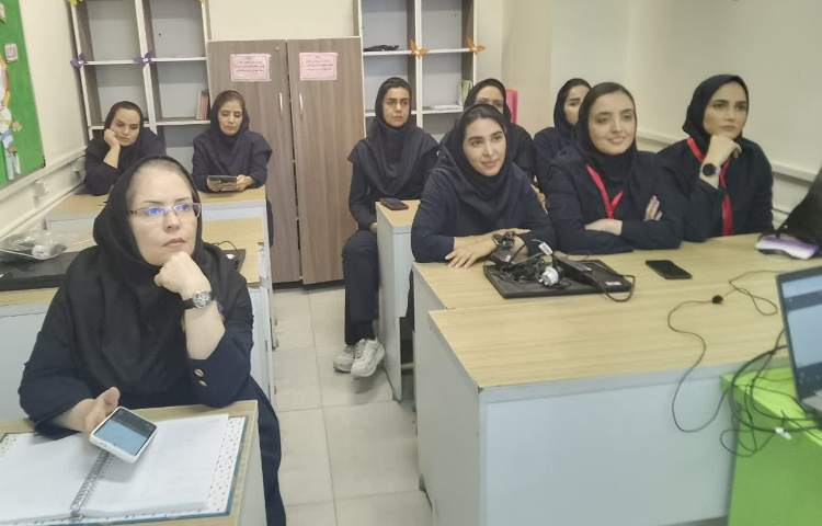برگزاری جلسه آنلاین آموزگاران 3