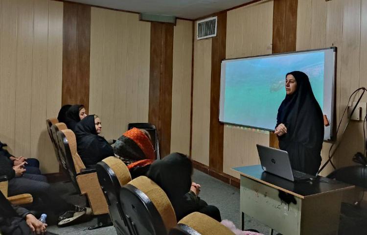 برگزاری جلسه اولیاء محترم پایه دوازدهم 2