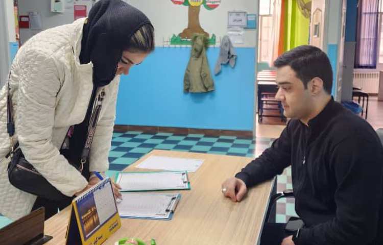 برگزاری جلسه اولیا و آموزگاران 6