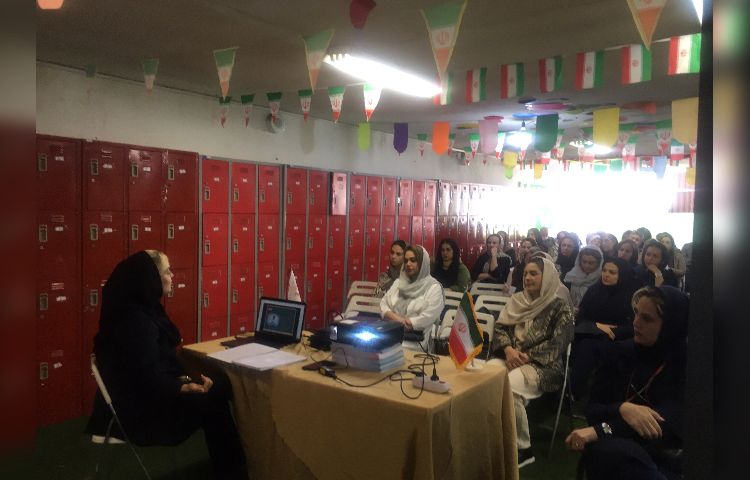 برگزاری جلسه دانش افزایی(هویت یابی در نوجوان) 2