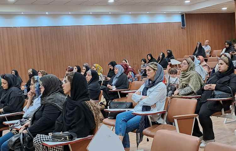 برگزاری جلسه دانش افزایی با حضور روانشناس مدرسه خانم رستمی 2