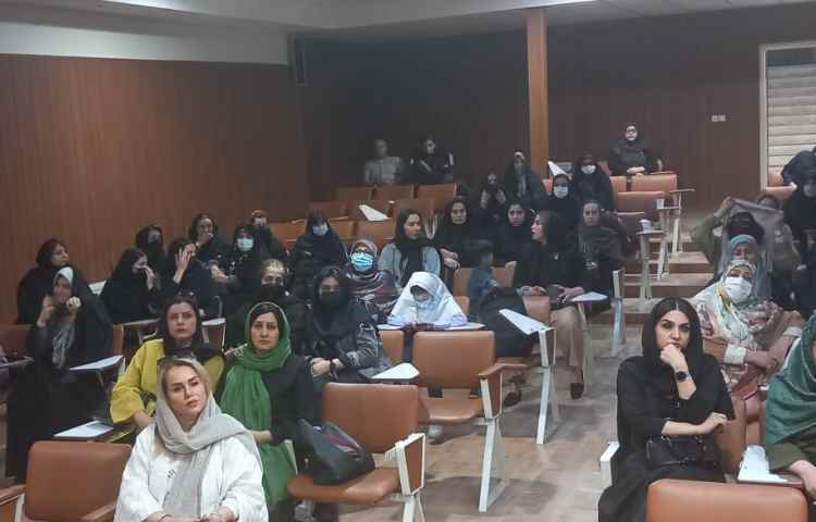 برگزاری جلسه دانش افزایی با حضور روانشناس مدرسه خانم رستمی 3