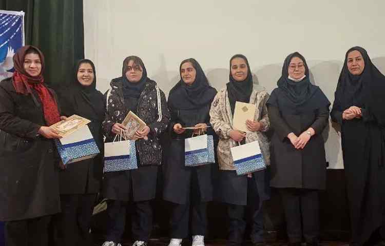 برگزاری جلسه دانش افزایی و ارائه کارنامه نوبت اول 5