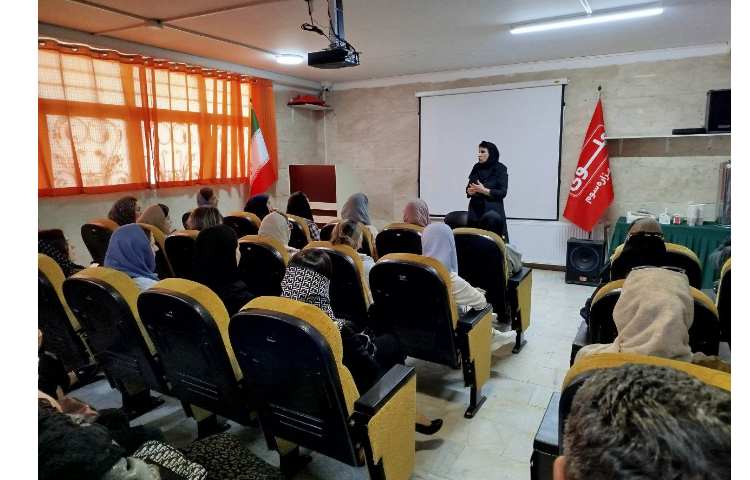 برگزاری جلسه دانش افزایی پایه دوم 4