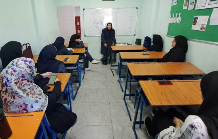 برگزاری جلسه دبیران