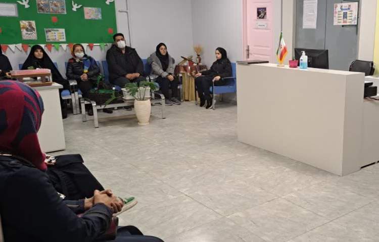 برگزاری جلسه دریافت کارنامه پایان نوبت اول 1