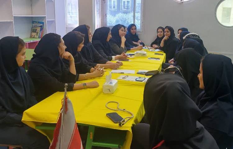 برگزاری جلسه شورای آموزگاران 3