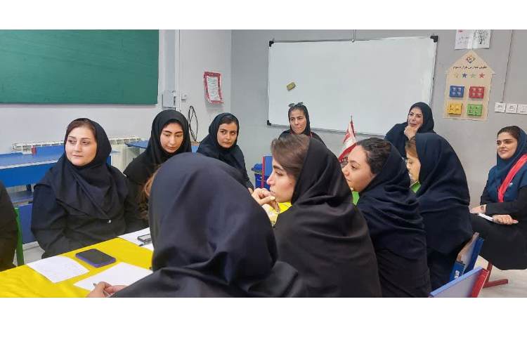برگزاری جلسه شورای آموزگاران 5
