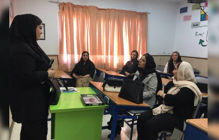 برگزاری جلسه شورای دبیران(دیدار با اولیاء) 3