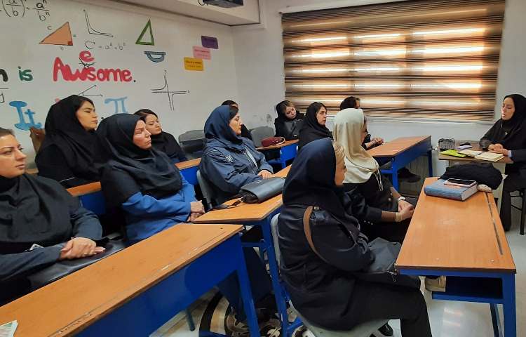 برگزاری جلسه شورای دبیران 1