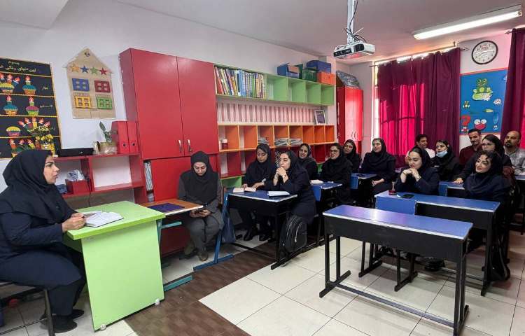 برگزاری جلسه شورای مدرسه 1