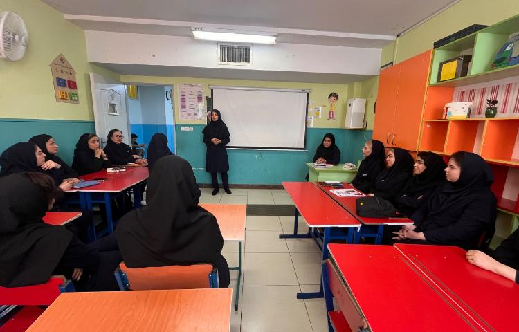 برگزاری جلسه شورای مدرسه 2