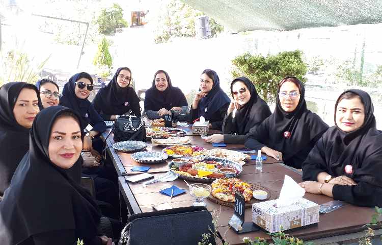 برگزاری جلسه شورای معلمان 7