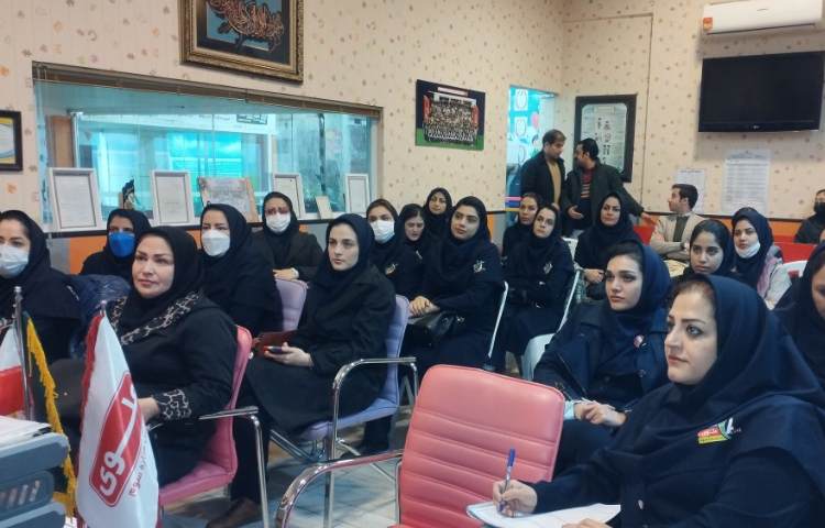 برگزاری جلسه شورای معلمین 3