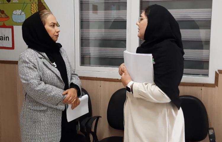 برگزاری جلسه مسئولین مدرسه و دبیران با اولیاء