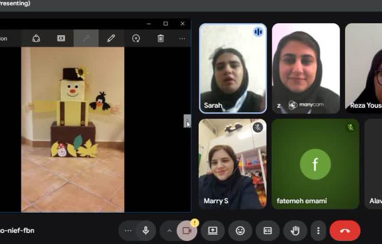 برگزاری جلسه هفتگی دپارتمان زبان و اتاق فکر 1