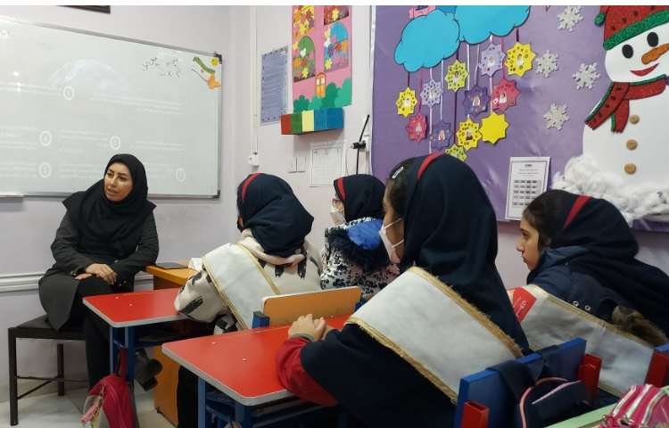 برگزاری جلسه ی چهارخانه ماه دی باحضور تمامی اعضا 4