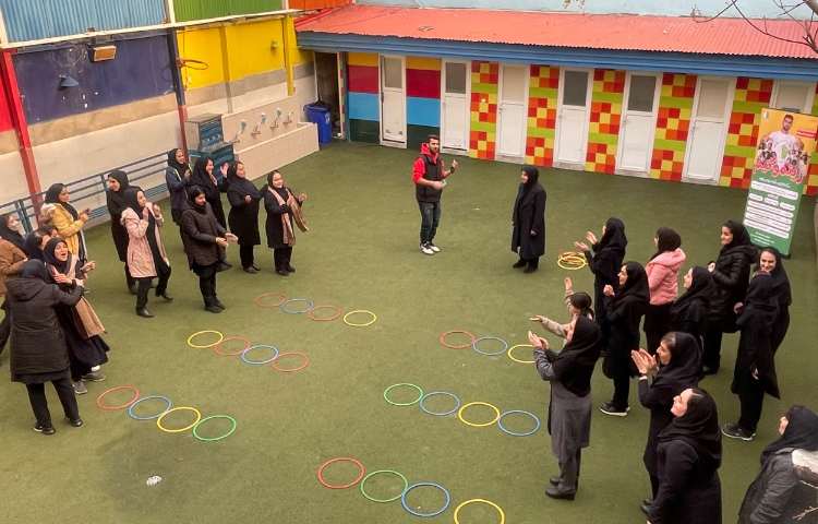 برگزاری دوره آموزشی ریتم و گیم ویژه پرسنل دبستان 10