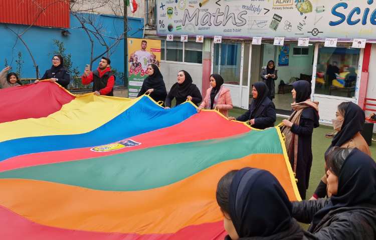 برگزاری دوره آموزشی ریتم و گیم ویژه پرسنل دبستان 20