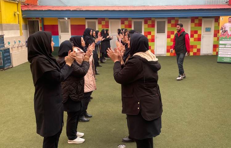 برگزاری دوره آموزشی ریتم و گیم ویژه پرسنل دبستان 3