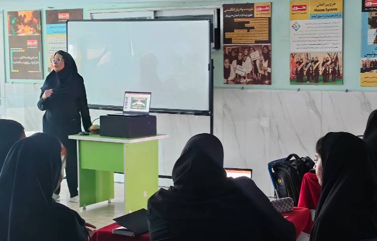 برگزاری دوره CPD ( آموزش معلم های زبان) 3