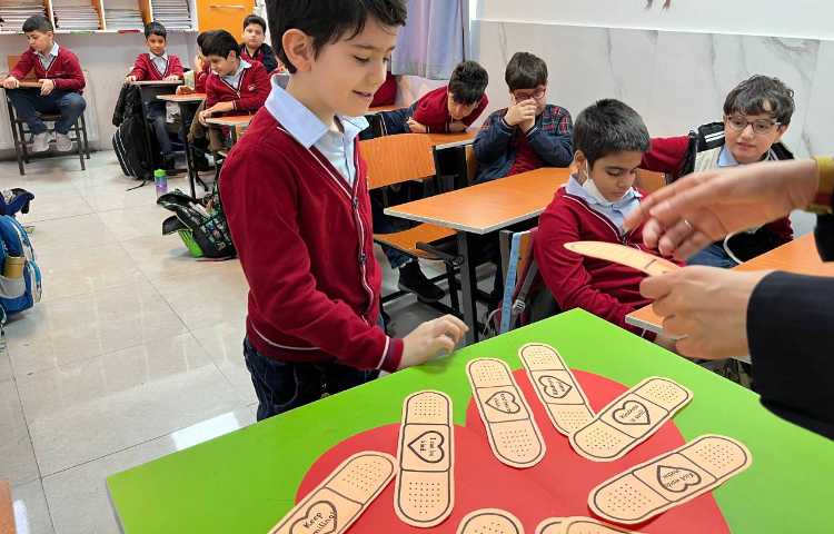 برگزاری روز جهانی مهربانی و یادگیری مفهوم محبت در زنگ زبان عمومی/World Kindness Day! 1