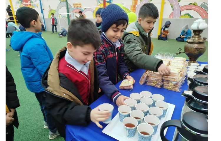 برگزاری روز جهانی چای و توزیع میانوعده همراه با چای 12