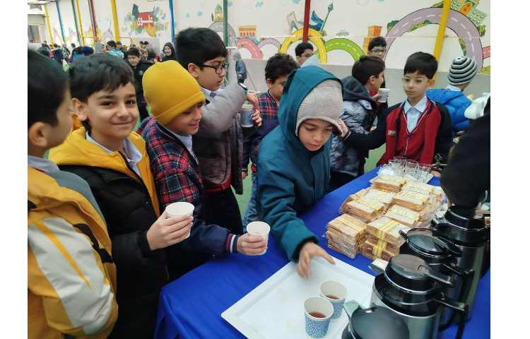برگزاری روز جهانی چای و توزیع میانوعده همراه با چای 13