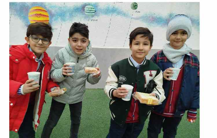 برگزاری روز جهانی چای و توزیع میانوعده همراه با چای 23