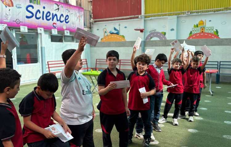 برگزاری روز پست به زبان انگلیسی 1