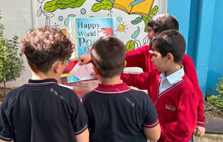 برگزاری روز پست به زبان انگلیسی 2