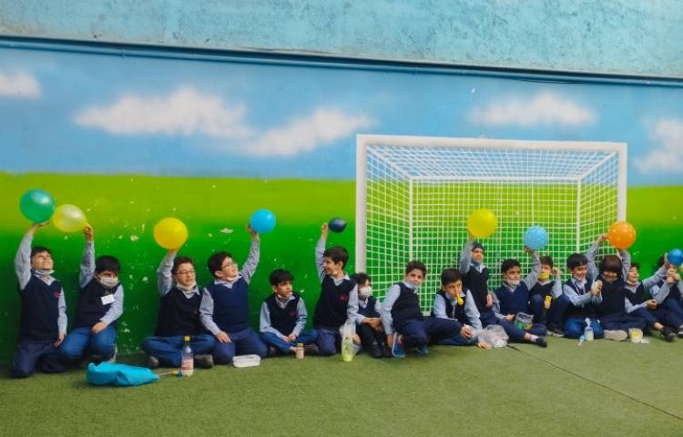 برگزاری زنگ علوم در حیاط(جهت آشنایی با حالت مواد) 3