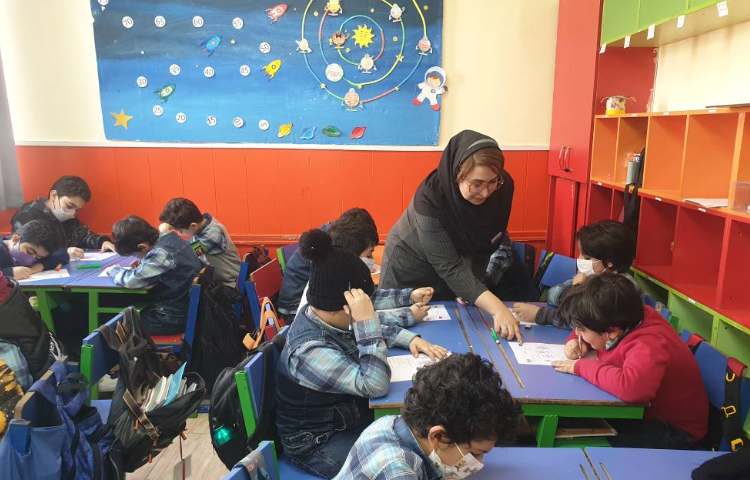 :برگزاری سنجش میان ترم زبان 6