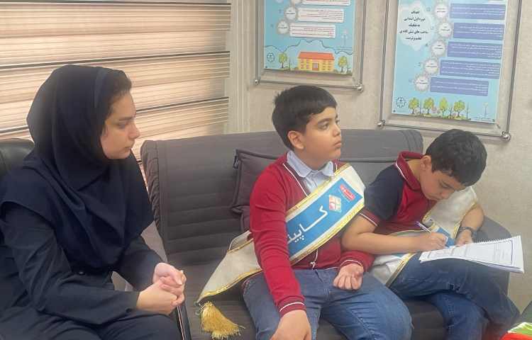 برگزاری شورای دانش آموزی 11