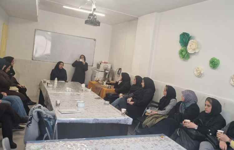 برگزاری شورای دبیران 3