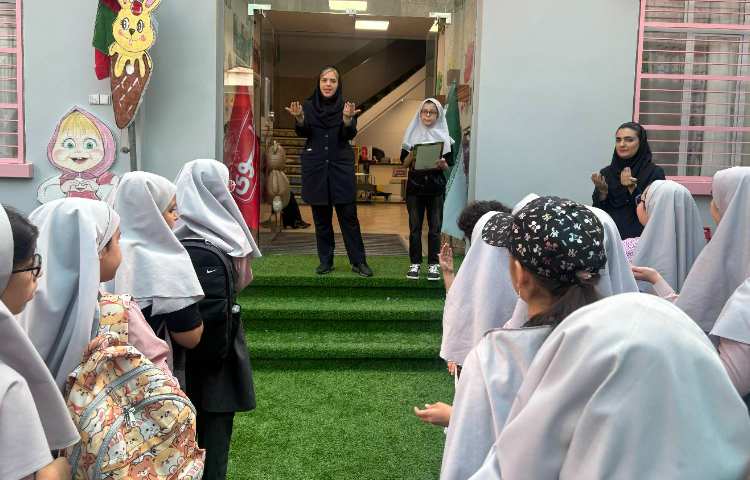 برگزاری صبحگاه دپارتمان زبان 14
