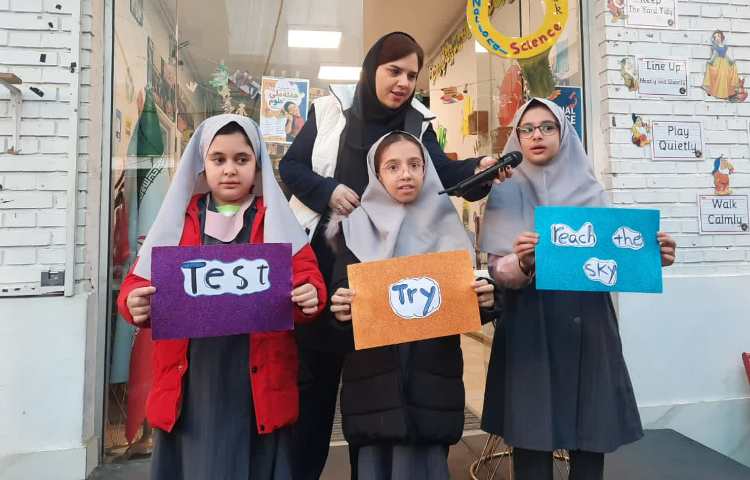 برگزاری صبحگاه زبانی هفته ملی علوم و غوطه وری زبان 4
