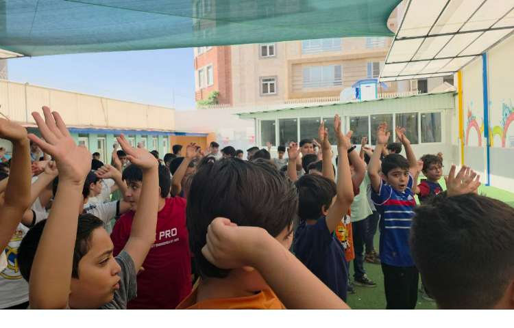 برگزاری صبحگاه زبانی (English Mondays) 10