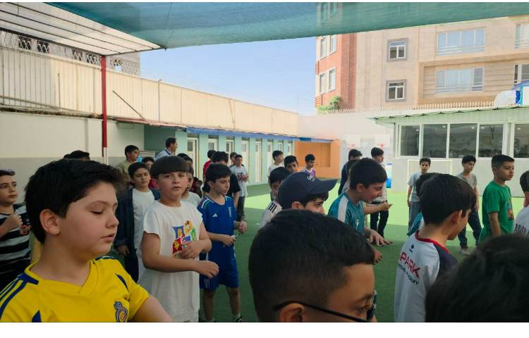 برگزاری صبحگاه زبانی (English Mondays) 16