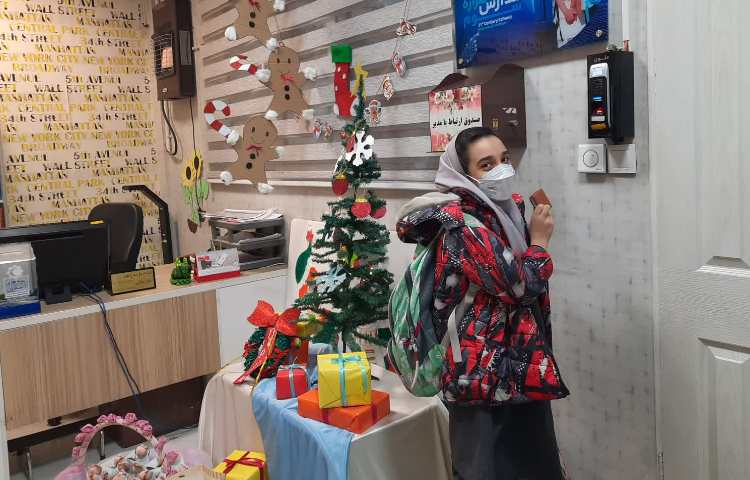 برگزاری صبحگاه و غوطه وری دپارتمان زبان 3