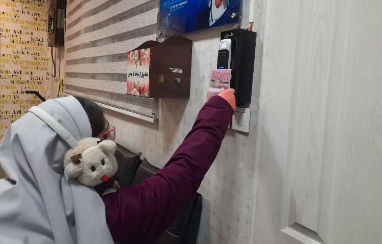 برگزاری صبحگاه و غوطه وری دپارتمان زبان 3