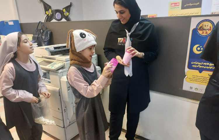 برگزاری صبحگاه و غوطه وری دپارتمان زبان 3